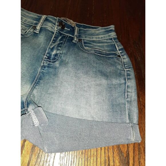 Jr Sz 3 Blue Savvy Distressed Blue Denim Patriotic Blue Jean Daisy Dukes Shorts - Picture 6 of 6